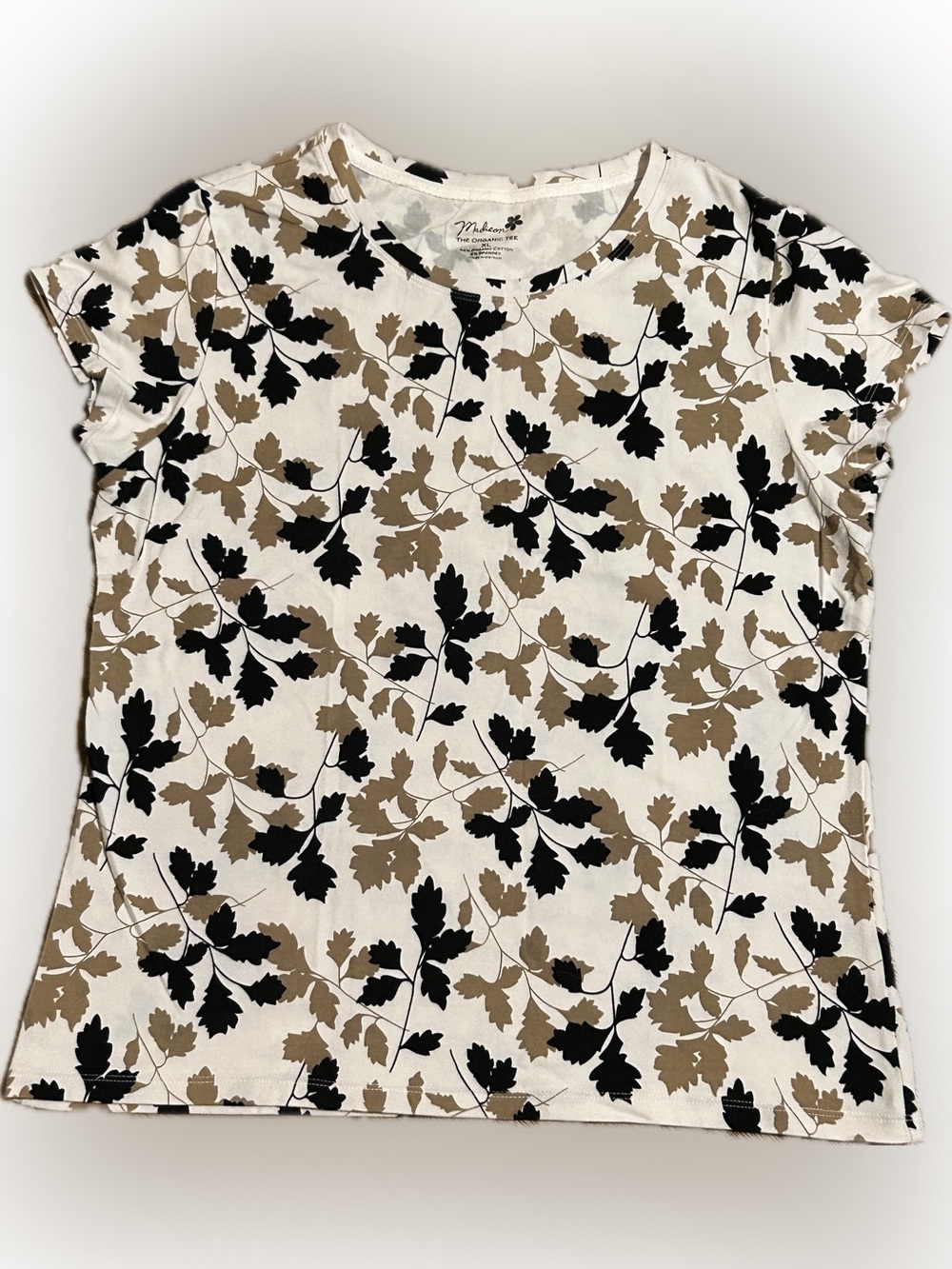 Like New Madison The Organic Tee Women’s XL Leaf Print